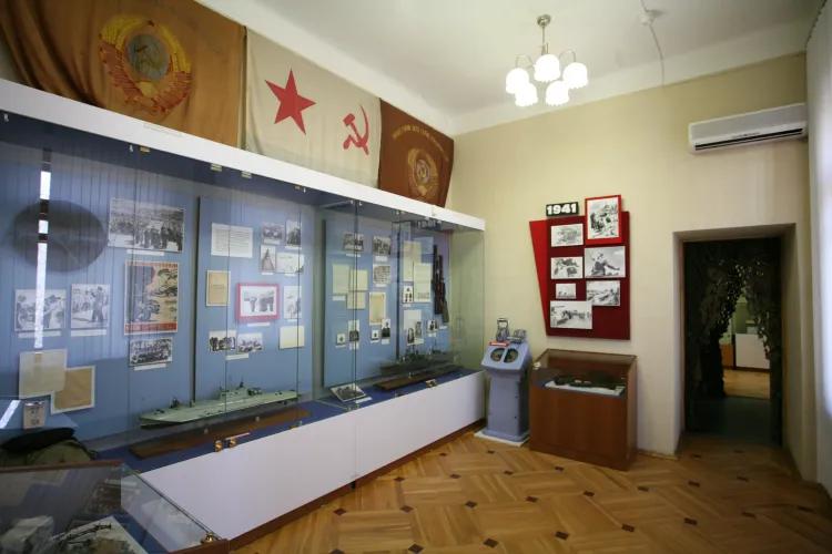gallery 10